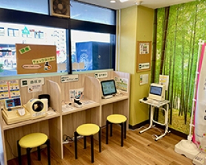 サンプラザ　　薬局 内観