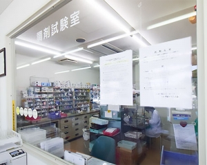 ベルデ薬局新三田店 内観