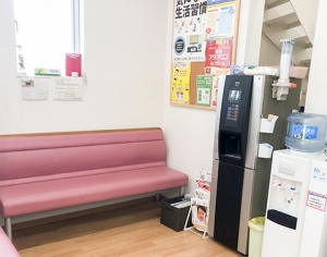 葉山ひかり薬局2号店 内観