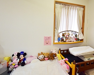 うにし小児科 内観