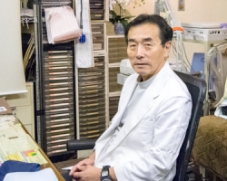 長田 恒俊
