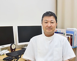 池中 康英